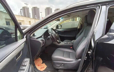 Lexus NX, 2022 год, 2 680 000 рублей, 6 фотография