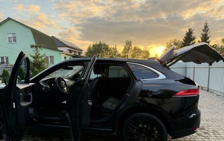 Jaguar F-Pace, 2018 год, 3 950 000 рублей, 3 фотография