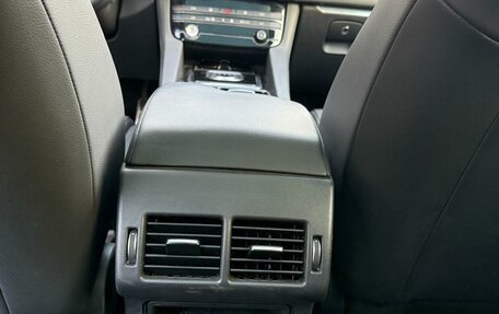 Jaguar F-Pace, 2018 год, 3 950 000 рублей, 18 фотография