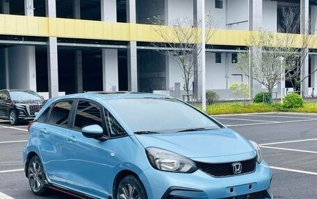 Honda Fit, 2022 год, 1 160 000 рублей, 3 фотография