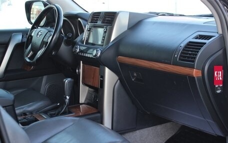 Toyota Land Cruiser Prado 150 рестайлинг 2, 2010 год, 2 785 000 рублей, 4 фотография