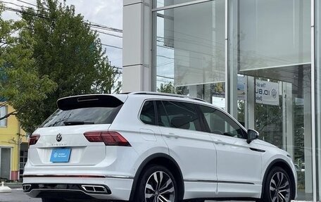 Volkswagen Tiguan II, 2021 год, 2 120 000 рублей, 7 фотография
