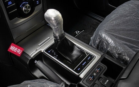 Toyota Land Cruiser Prado 150 рестайлинг 2, 2022 год, 11 499 000 рублей, 19 фотография