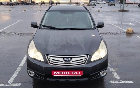 Subaru Outback IV рестайлинг, 2010 год, 760 000 рублей, 2 фотография