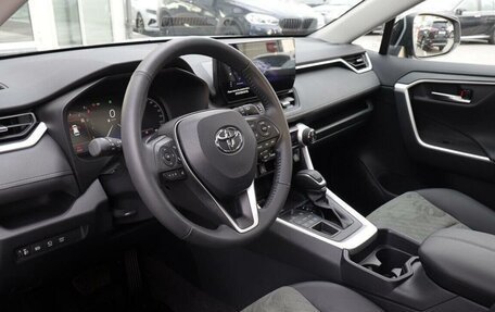 Toyota RAV4, 2025 год, 4 300 000 рублей, 7 фотография