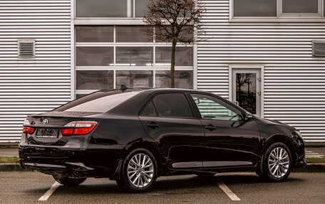 Toyota Camry, 2014 год, 1 695 000 рублей, 6 фотография