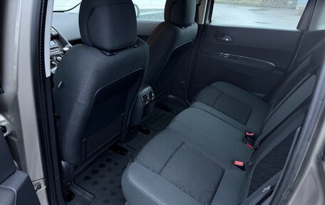 Peugeot 3008 I рестайлинг, 2016 год, 950 000 рублей, 15 фотография