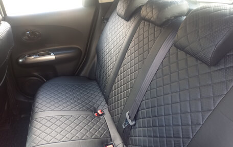 Nissan Juke II, 2013 год, 17 фотография