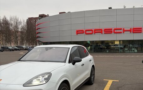 Porsche Cayenne III, 2021 год, 7 900 000 рублей, 2 фотография