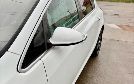 Opel Astra J, 2013 год, 850 000 рублей, 3 фотография