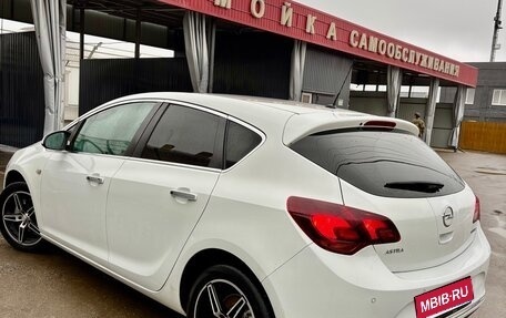 Opel Astra J, 2013 год, 850 000 рублей, 4 фотография