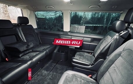 Volkswagen Multivan T6 рестайлинг, 2019 год, 5 000 000 рублей, 10 фотография