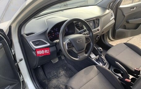 Hyundai Solaris II рестайлинг, 2019 год, 1 250 000 рублей, 2 фотография