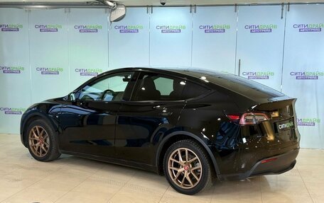 Tesla Model Y I, 2022 год, 3 375 900 рублей, 5 фотография