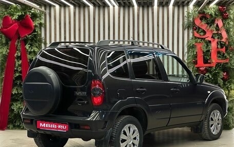 Chevrolet Niva I рестайлинг, 2017 год, 750 000 рублей, 3 фотография