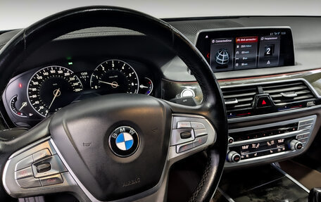 BMW 7 серия, 2018 год, 3 400 000 рублей, 15 фотография