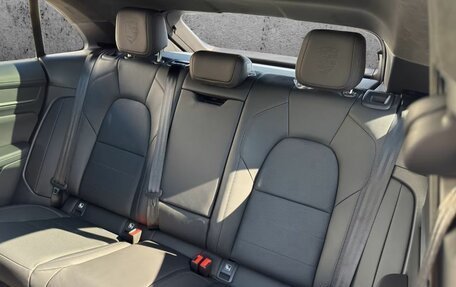 Porsche Macan, 2025 год, 17 990 000 рублей, 21 фотография