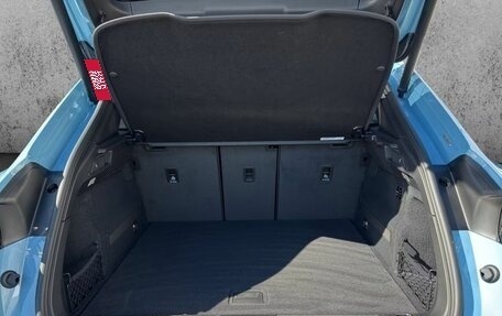 Porsche Macan, 2025 год, 17 990 000 рублей, 9 фотография