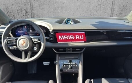 Porsche Macan, 2025 год, 17 990 000 рублей, 10 фотография