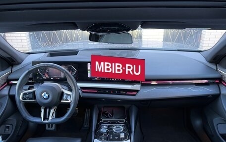 BMW 5 серия, 2024 год, 9 399 000 рублей, 16 фотография