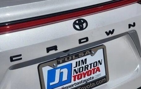 Toyota Crown, 2025 год, 8 380 000 рублей, 7 фотография