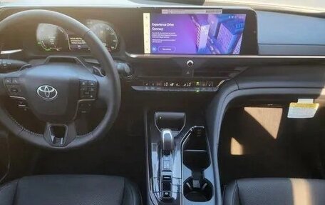 Toyota Crown, 2025 год, 8 380 000 рублей, 20 фотография