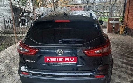 Nissan Qashqai, 2021 год, 2 700 000 рублей, 2 фотография