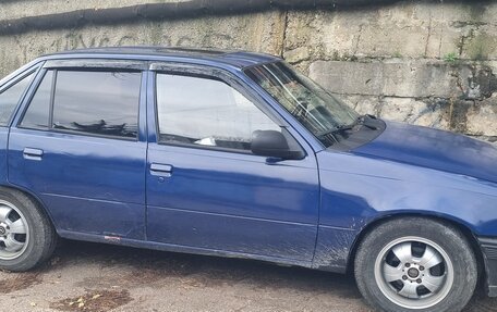 Opel Kadett E рестайлинг, 1987 год, 150 000 рублей, 4 фотография