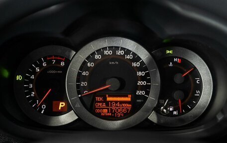 Toyota RAV4, 2011 год, 1 550 000 рублей, 10 фотография