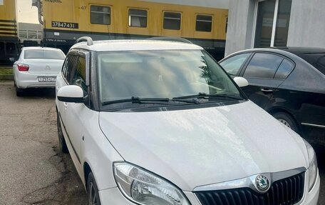 Skoda Fabia II, 2010 год, 495 000 рублей, 3 фотография