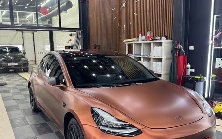 Tesla Model 3 I, 2018 год, 2 800 000 рублей, 1 фотография