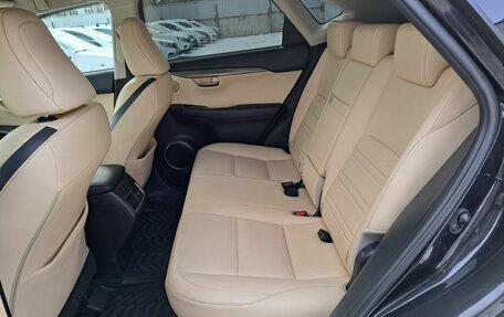 Lexus NX I, 2016 год, 2 710 000 рублей, 15 фотография