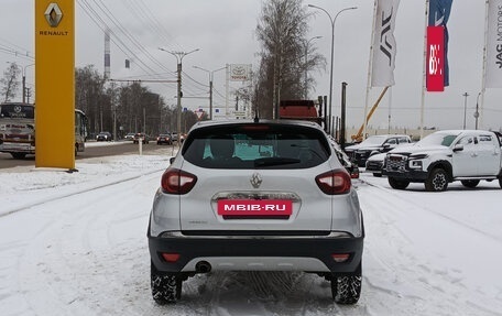 Renault Kaptur I рестайлинг, 2016 год, 1 100 000 рублей, 7 фотография