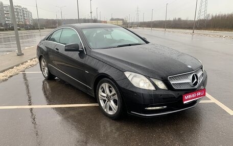 Mercedes-Benz E-Класс, 2012 год, 1 350 000 рублей, 1 фотография