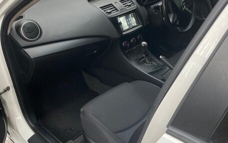 Mazda Axela, 2010 год, 800 000 рублей, 9 фотография