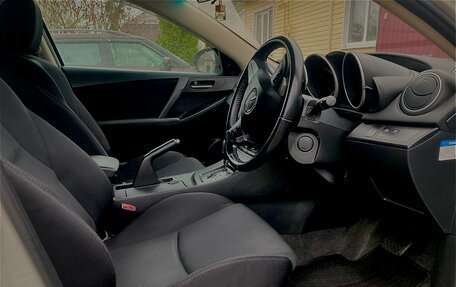 Mazda Axela, 2010 год, 800 000 рублей, 13 фотография