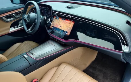 Mercedes-Benz E-Класс, 2025 год, 6 900 000 рублей, 11 фотография