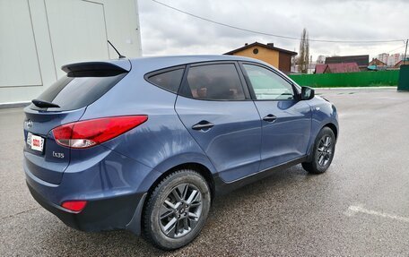 Hyundai ix35 I рестайлинг, 2011 год, 858 000 рублей, 4 фотография