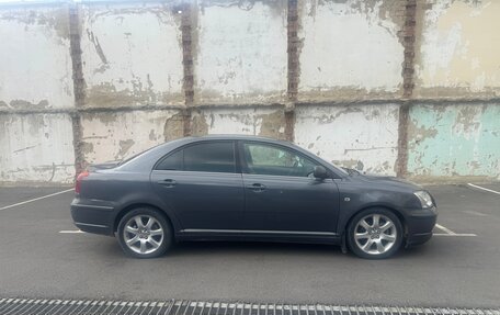 Toyota Avensis III рестайлинг, 2004 год, 650 000 рублей, 4 фотография