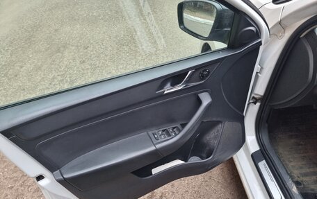 Skoda Rapid I, 2016 год, 1 000 000 рублей, 7 фотография