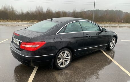 Mercedes-Benz E-Класс, 2012 год, 1 350 000 рублей, 2 фотография