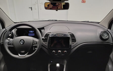 Renault Kaptur I рестайлинг, 2018 год, 1 236 000 рублей, 17 фотография