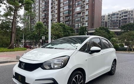 Honda Fit, 2021 год, 1 400 000 рублей, 1 фотография