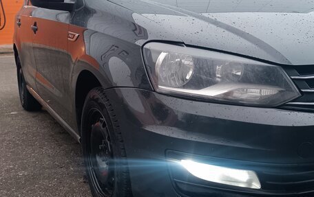 Volkswagen Polo VI (EU Market), 2017 год, 960 000 рублей, 14 фотография