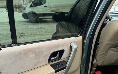 Land Rover Freelander II рестайлинг 2, 2005 год, 650 000 рублей, 17 фотография