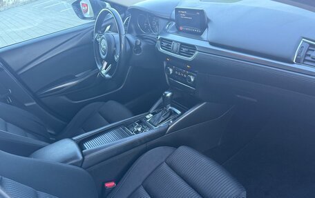 Mazda 6, 2018 год, 1 880 000 рублей, 17 фотография