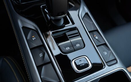 FAW Bestune T77, 2024 год, 2 159 000 рублей, 16 фотография