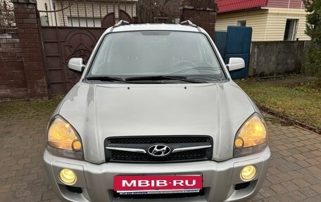 Hyundai Tucson III, 2008 год, 920 000 рублей, 2 фотография
