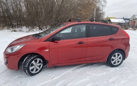 Hyundai Solaris II рестайлинг, 2011 год, 595 000 рублей, 3 фотография