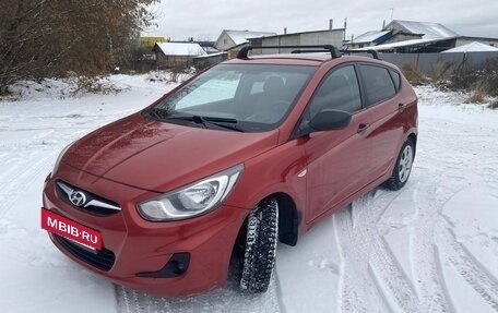 Hyundai Solaris II рестайлинг, 2011 год, 595 000 рублей, 12 фотография